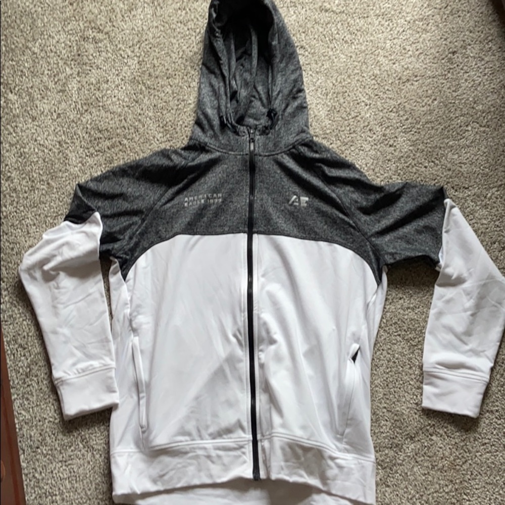 Men’s American eagle sweatshirt